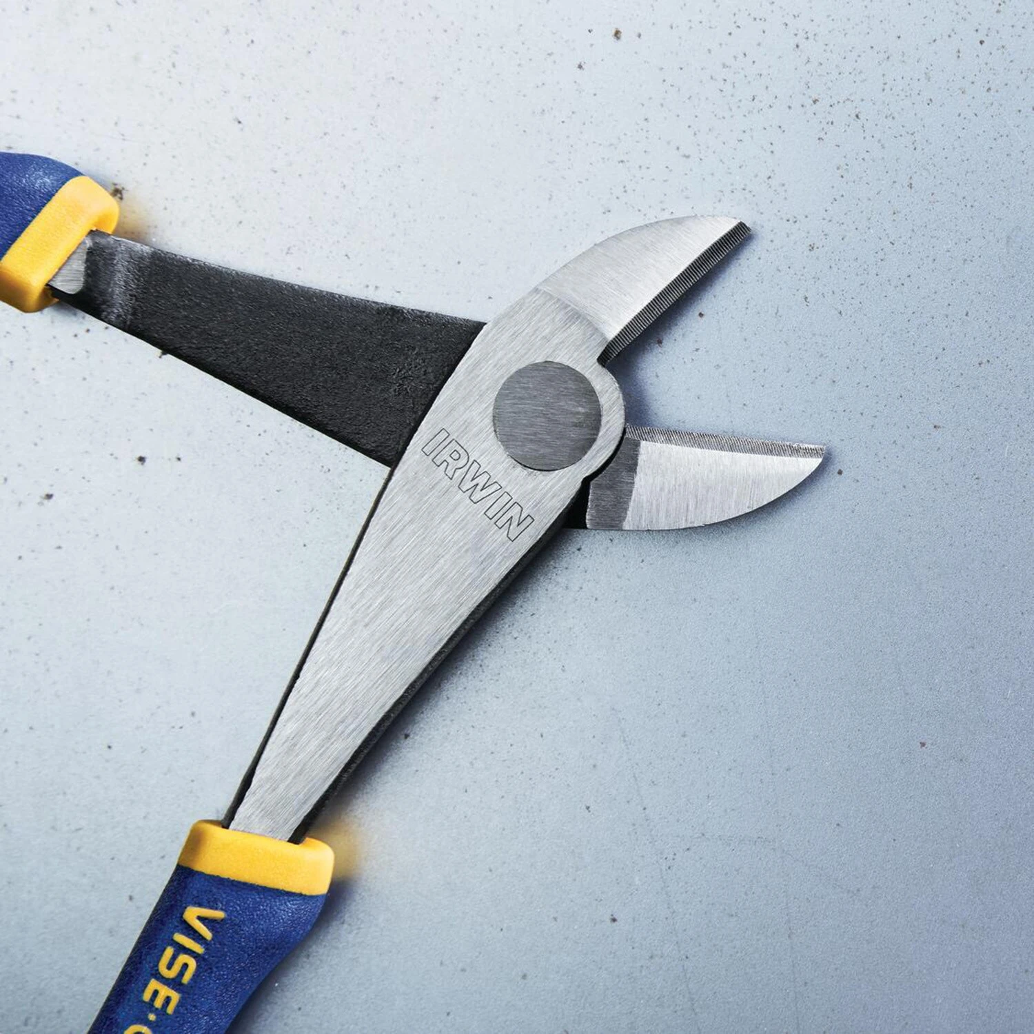 IRWIN VISE-GRIP ProTouch 6-in Diagonal Cutting Pliers 5 IRWIN VISE-GRIP ProTouch 6-in Diagonal Cutting Pliers - Image 3